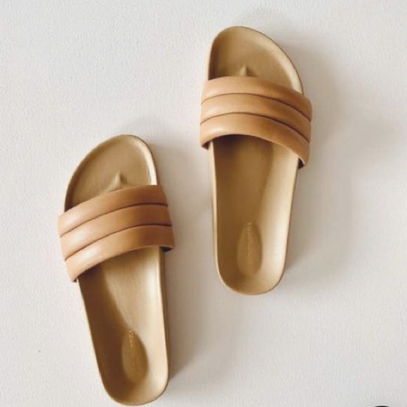 Beatrice Valenzuela Sandals size 8 - Picture 1 of 4